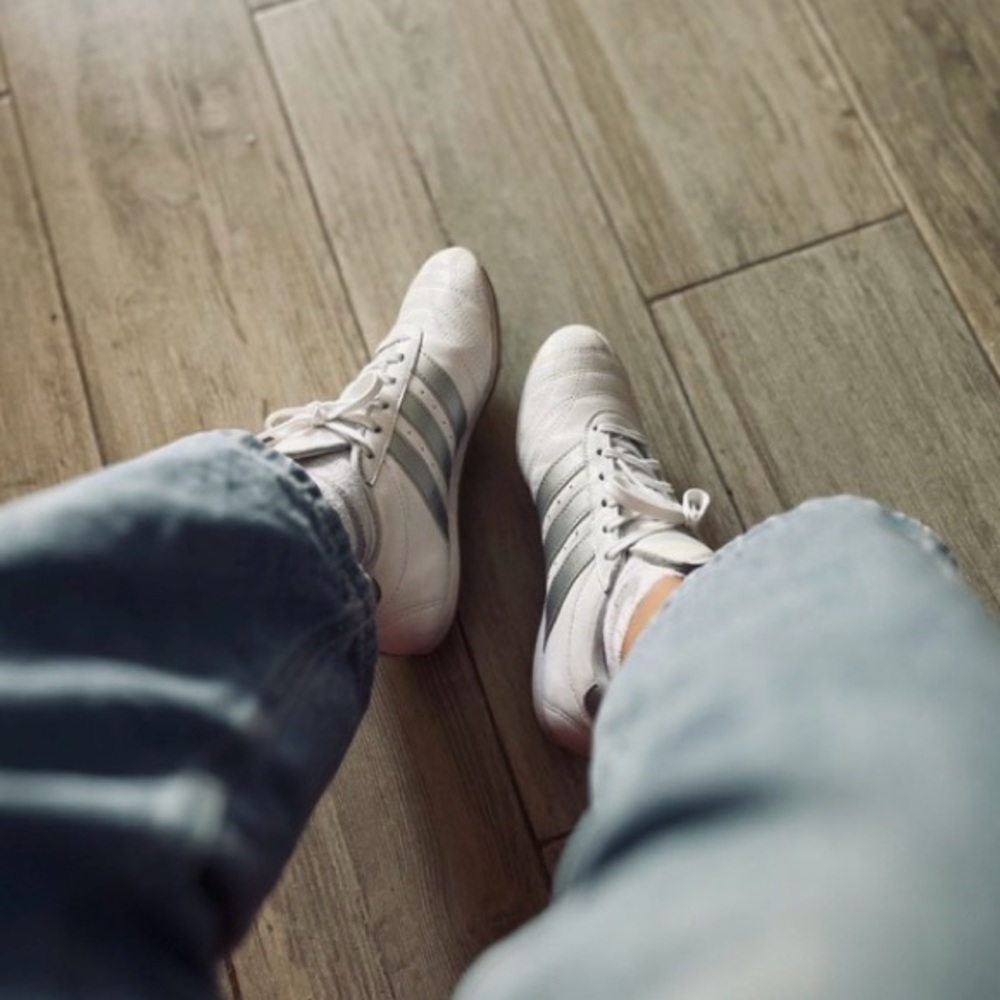 NIB [Adidas] Taekwondo Lace Athletic Sneakers White/Silver Women’s 9.5 / M 8.5 - Picture 11 of 14